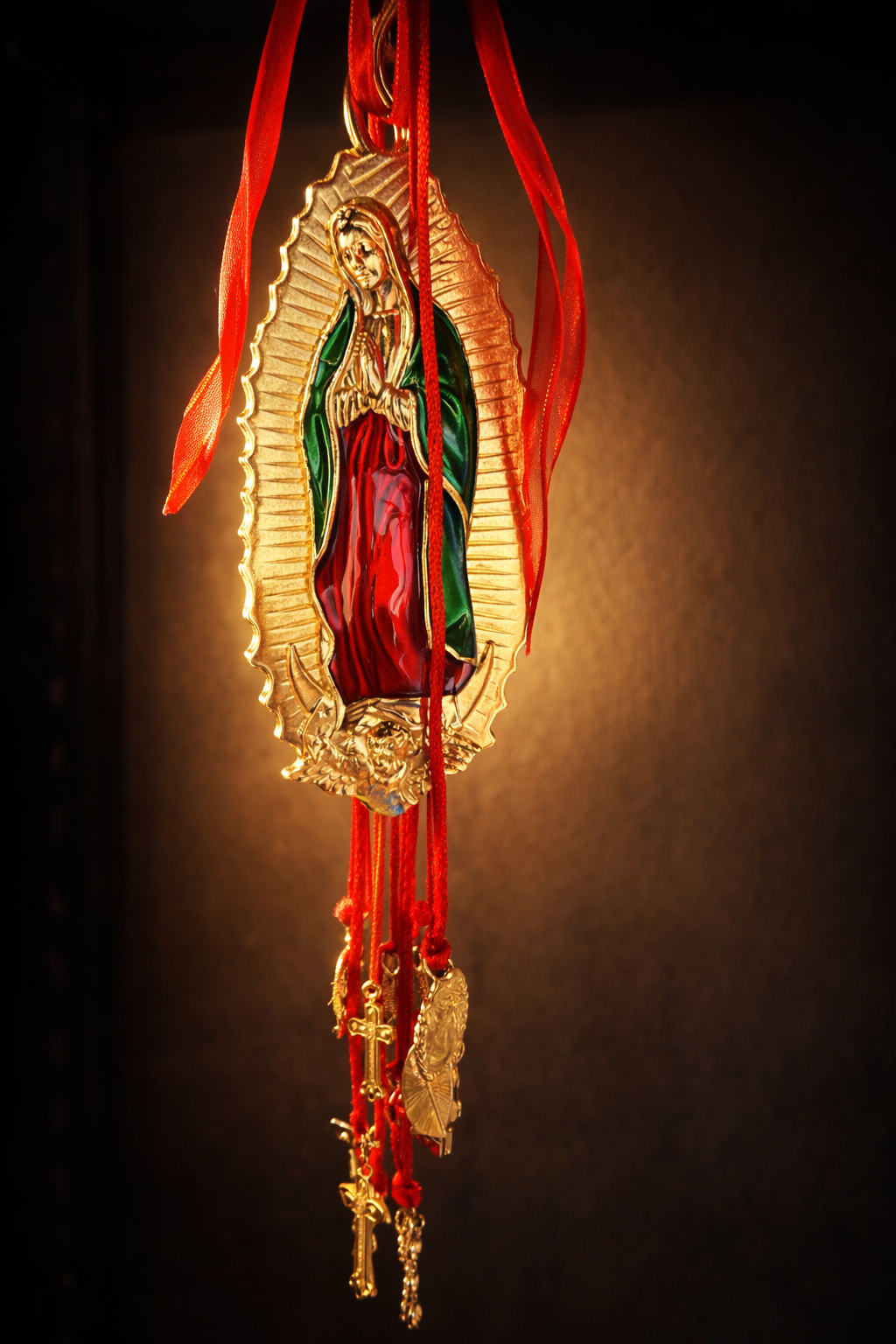 Virgen de Guadalupe Hanging Charm (Red Devotional Protection Amulet) ✨