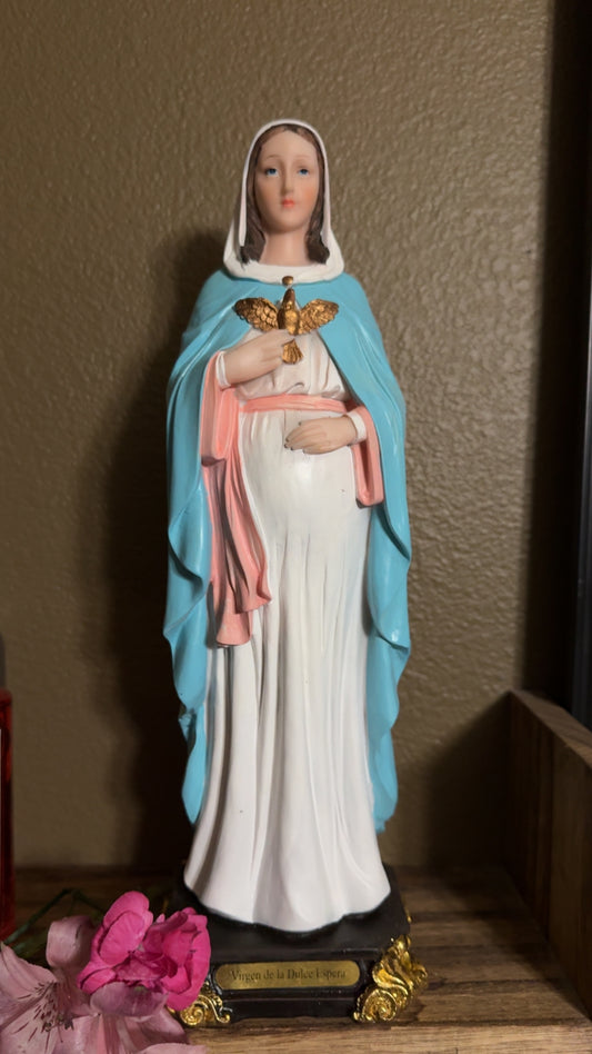 Virgen de la Dulce Espera Statue